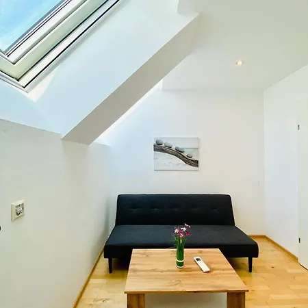 Comfy Central 4-bedroom Shared With Two Levels Apartment