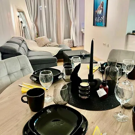 White Luxury Apartmán
