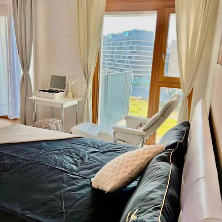 White Luxury Apartment