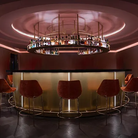 Almanac Palais 5*
