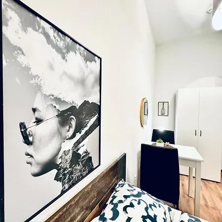 Chic 5br For 10p, With Direct Access * Wien