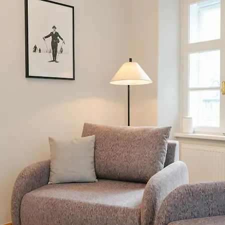 Boutique For 4-6 At Mq * Viena
