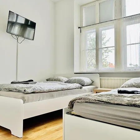 Cosy Long Term With Free Parking Apartment Vienna