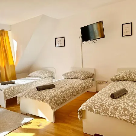 75 M2 Rooftop Central * Vienna