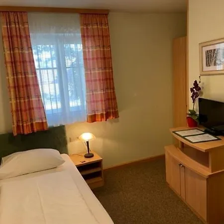 Kasper Guest house