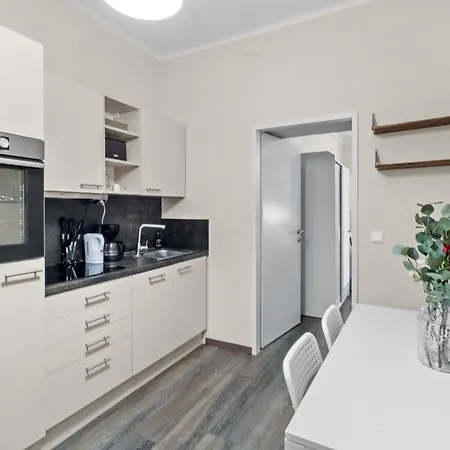 Balkon I Close To S-bahn I 5 Minutes To Mall