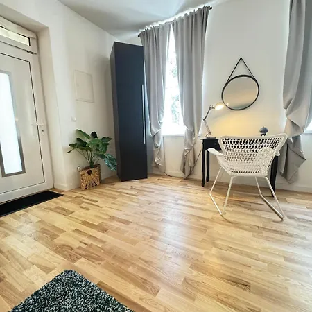 Apartment Schritte Entfernt Vom Hundertwasserhaus L Hg3 *
