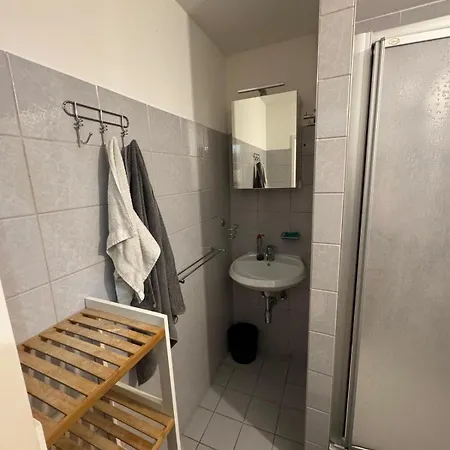 Comfy 1-bedroom Apartment, 10 Min To Westbahnhof * Vienna