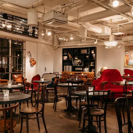 维也纳鲁比利西酒店 酒店 4*
