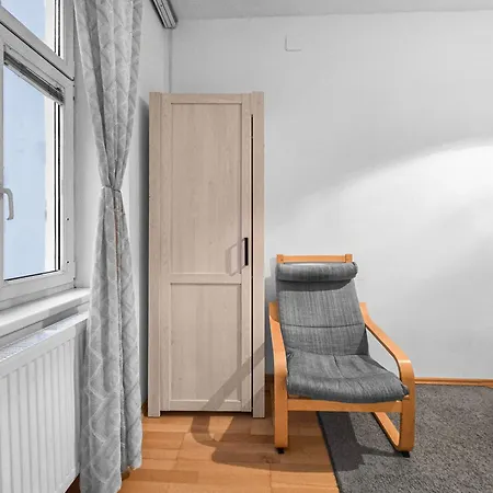 Three-bedroom, Three King-size Bed Retreat