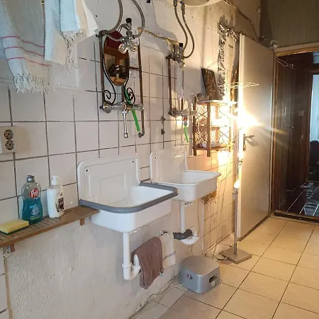 Atelier In Center, No Shower, Entire Place Wien
