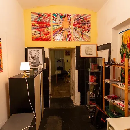 Apartment Atelier In Center, No Shower, Entire Place *