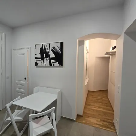 Appartement Lebe Im Kunstviertel Beim Hundertwasserhaus L Hg12
