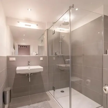 Apartmán At Station I 3 Minutes To Shopping Street I High Speed Wifi Vídeň