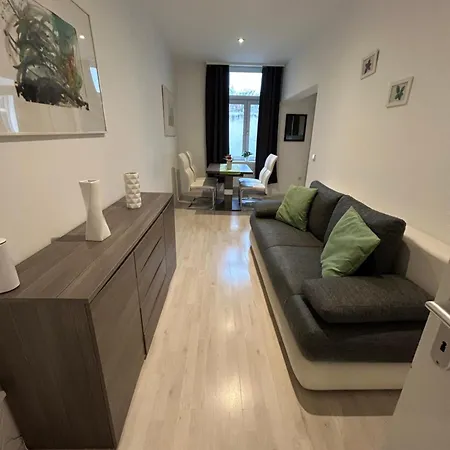 Schoene, Helle In Stadtnaehe Apartament *