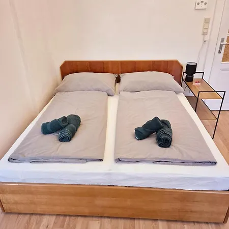 Apartment Vega - Schoenbrunn 2 Vienna