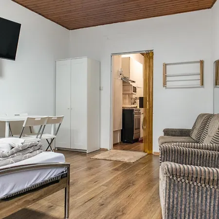 Affordable 1br Next To Millennium Tower Apartment *