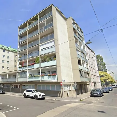 Lapi - Contactless Check In Apartment *