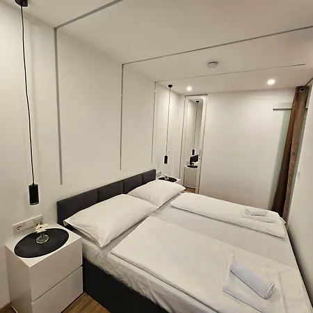 Apartment Lapi - Contactless Check In *