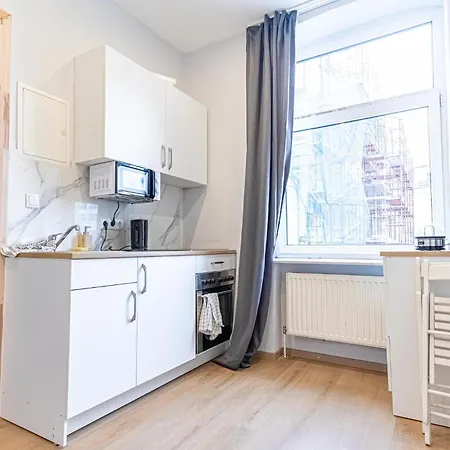 Beautiful 2br Near Bahnhof Meidling * Vídeň