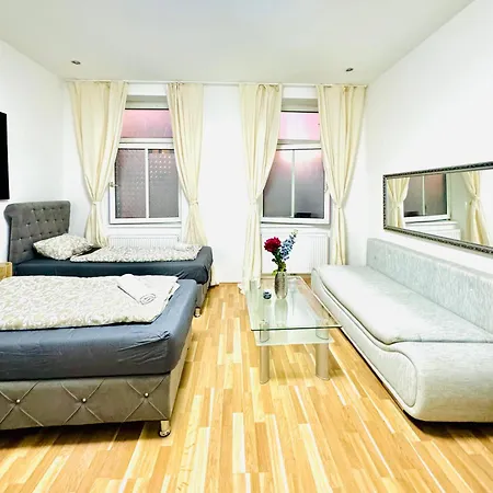 Chic For 5p, 12-min Walk To Augarten Apartamento Viena