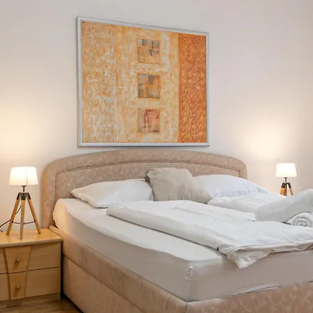 Budget - Near Wiener Stadthalle Ideal For Longstays *