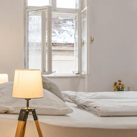 Budget - Near Wiener Stadthalle Ideal For Longstays Vienna