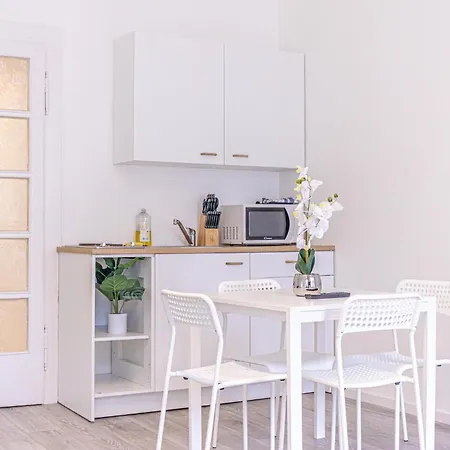 Trendy Free Coffee - Wiener Stadthalle Apartament