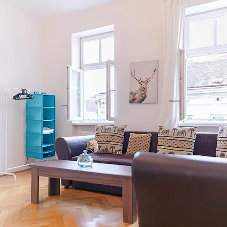 Amazing 2br Stay, Wiener Stadthalle * Vienna