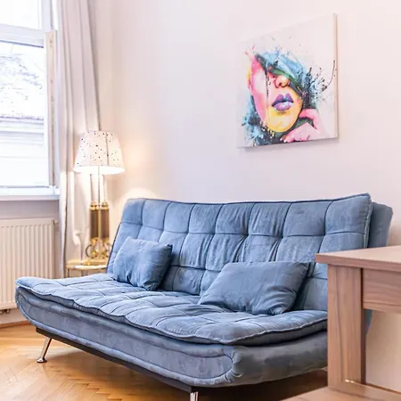 Amazing 2br Stay, Wiener Stadthalle Apartment Vienna
