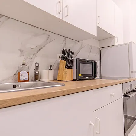 4br For 9p, Centrally Located In * Viena