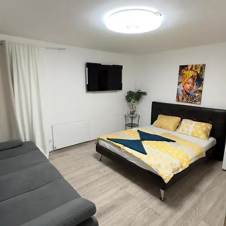 Apartment Exquisite In Shared With Garden & Parking *