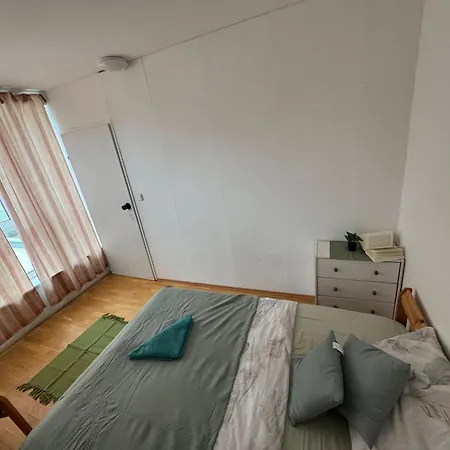 Helles Mit Dachterrasse Nahe Schoenbrunn Privatunterkunft