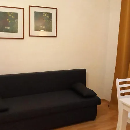 Quiet Comfort: 1 Bedroom With Style Apartmán