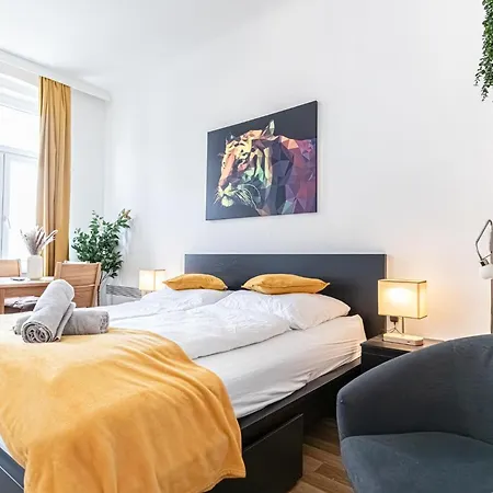 Explore Vienna: 1br Retreat Near Westbahnhof * Viena