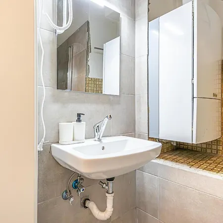 Cozy 3br For Up To 8p, 5min To Kongresspark Apartament
