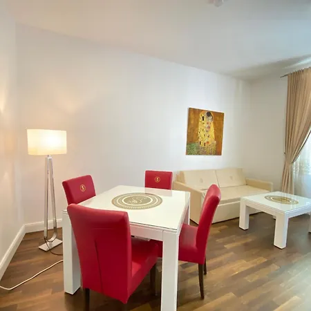 Steiner Residences Augarten Апартаменты