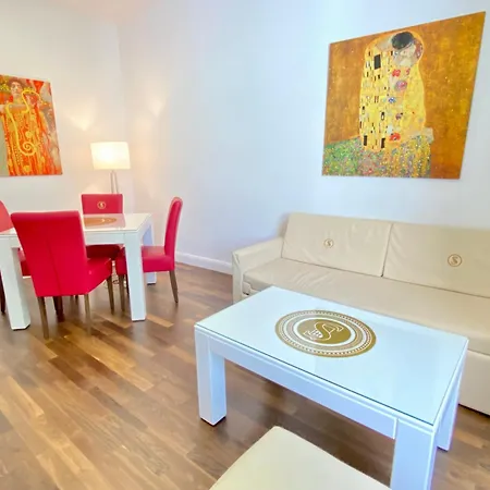 Steiner Residences Augarten Апартаменты *