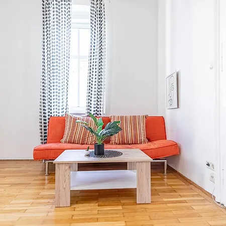 Apartment Simple Near Wiener Stadthalle Vienna