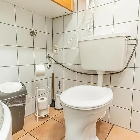 Apartment Simple Near Wiener Stadthalle *