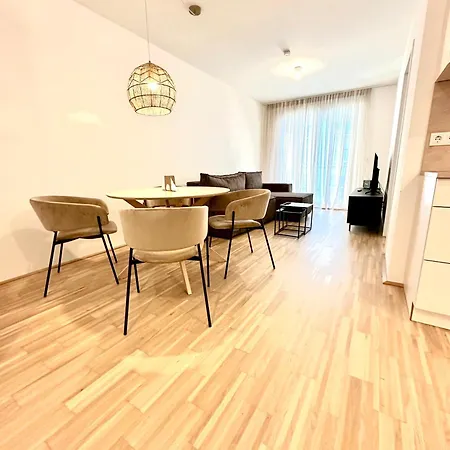 Coho Mit Hauseigener Tiefgarage Apartment Vienna