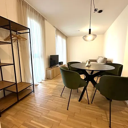 Coho Mit Hauseigener Tiefgarage Apartment