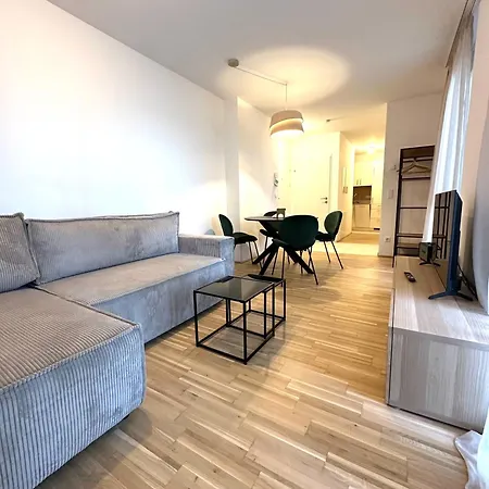 Coho Mit Hauseigener Tiefgarage Apartment