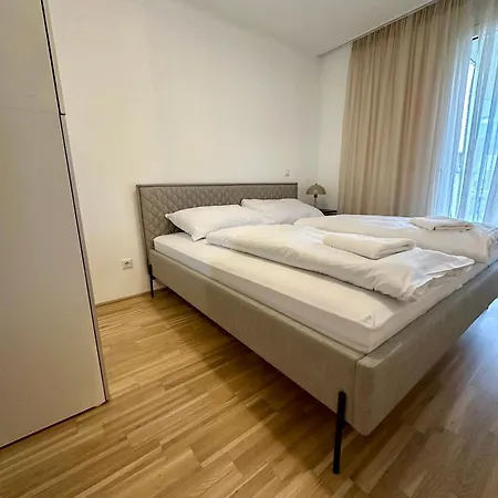 Coho Mit Hauseigener Tiefgarage Apartment