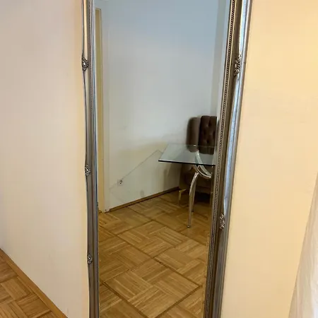 Elisa Hotel *