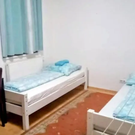 Nr 3 Quarto em Acomodações Particulares *