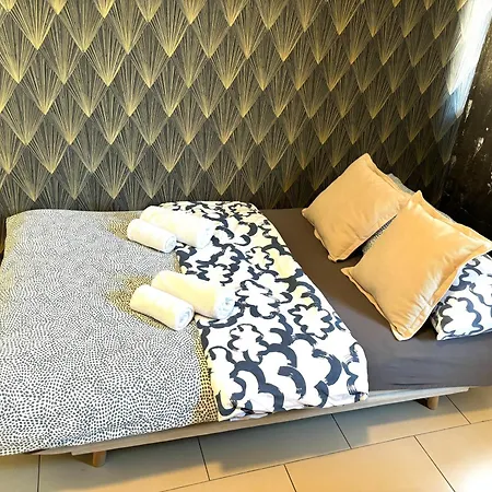 Grey Palazzo 1050 Apartahotel *