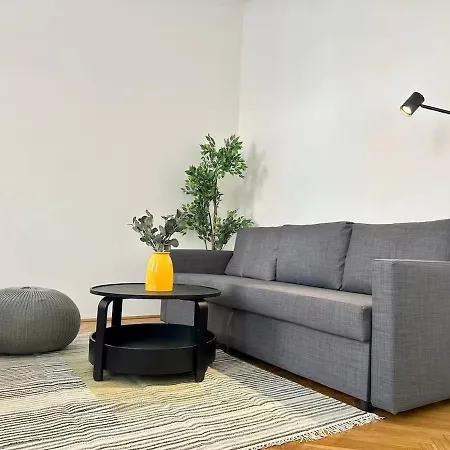 For Big Groups I Wifi I 5 Min To Subway Apartment Vienna