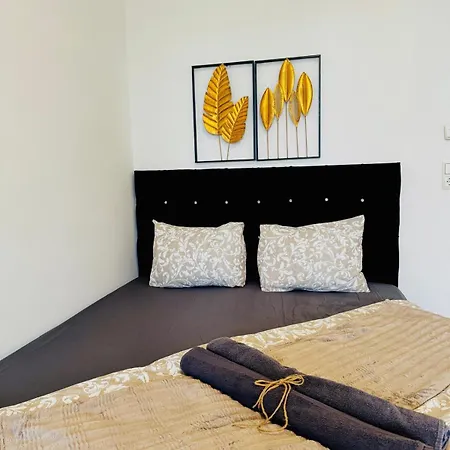 Lovely 2br For 5people, Only 17 Minute Walk To Schoenbrunn * Wien