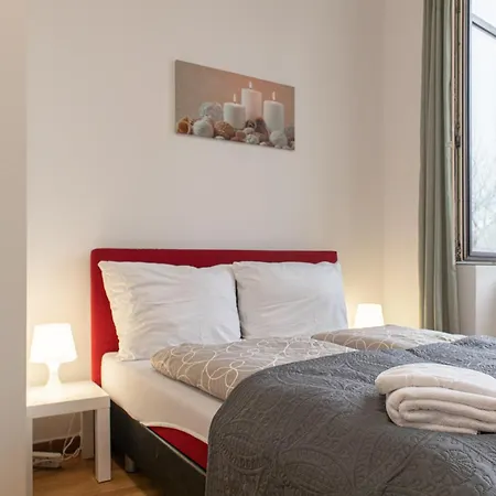 Appartement Homelike 2br Apt. @millenium Tower/danube River